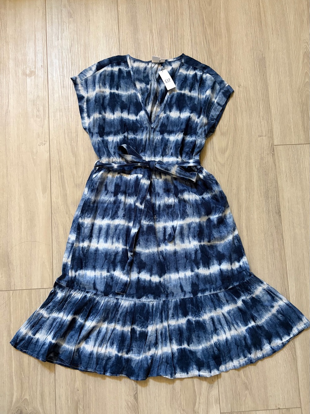 (NWT) GAP Navy and White Tie-Dye Midi Dress
